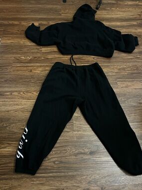 PINK Victoria's Secret Black Sweatsuit with Side Script